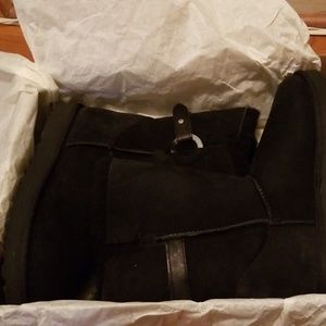 Black UGG boots - size 9